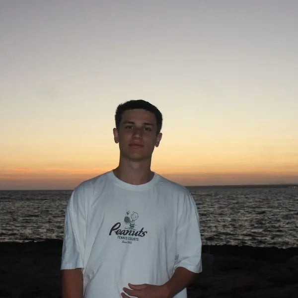 <strong>Daniel R.</strong>
